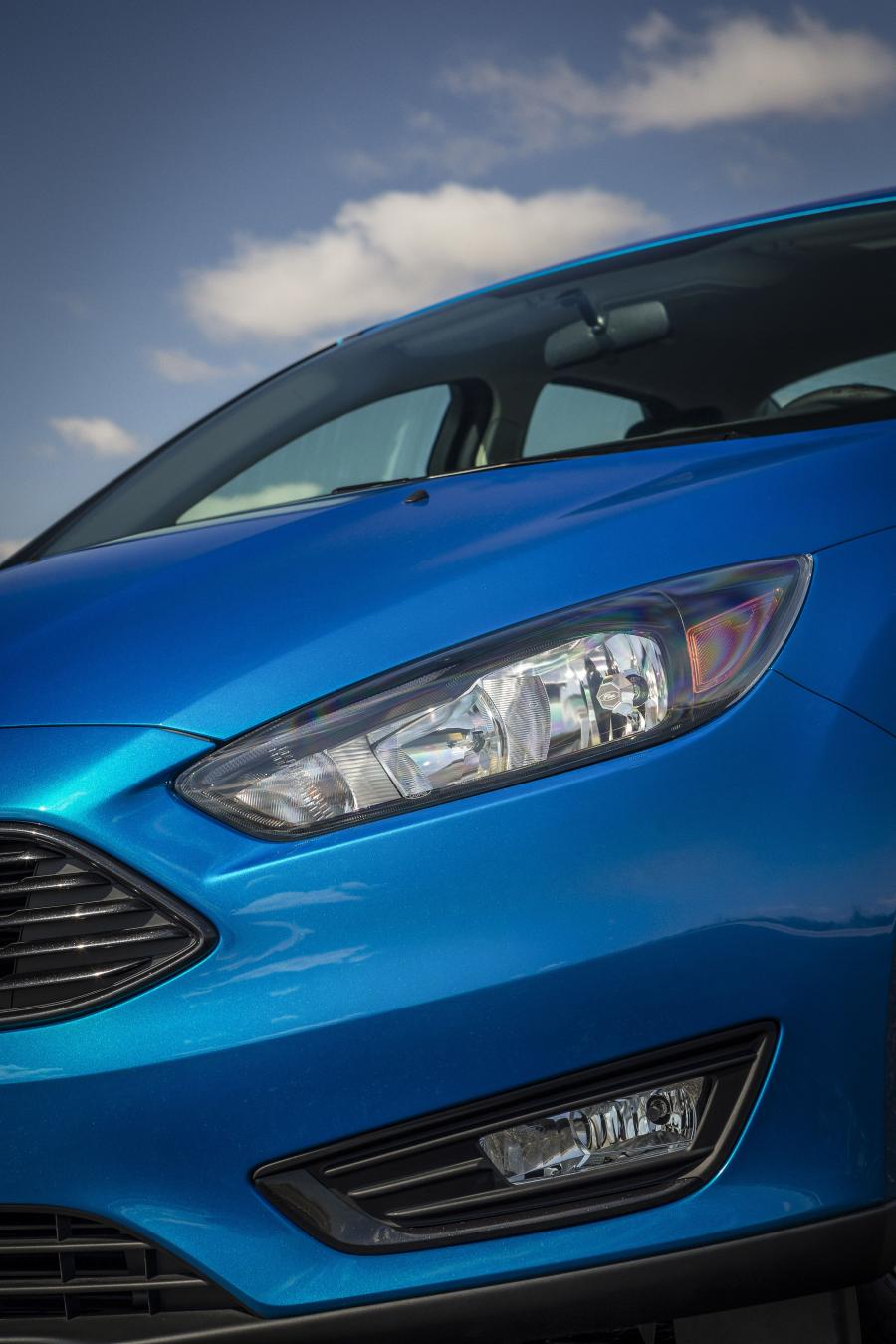  Ford Focus Sedan 2014 года  (фото 30 из 36)